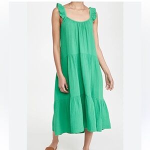 XiRENA Emerald Green Gathered Dress